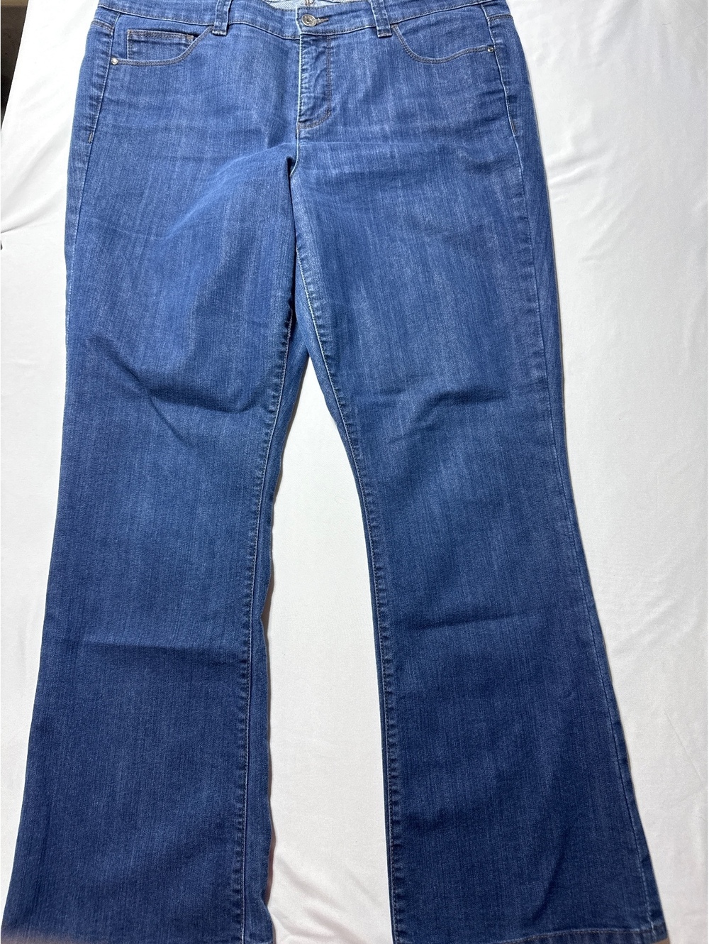 Calvin Klein Jeans Shape Bootcut Denim - Classic Blue Beauty